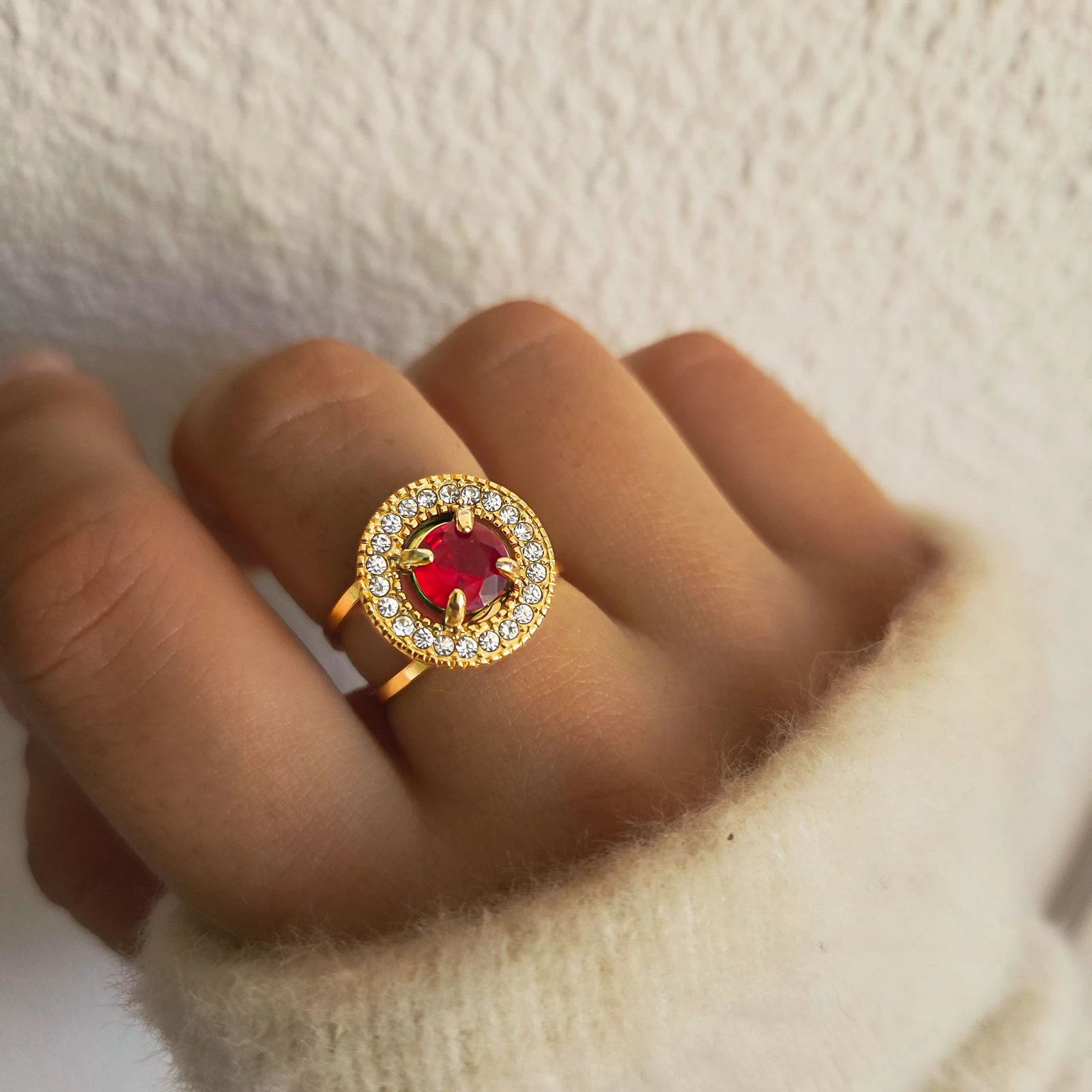 Bague Rubis Rouge Ajustable Acier Inoxydable Doré, Bague Halo Cristaux, Bague Vintage Femme, Bague Élégante, Cadeau Femme